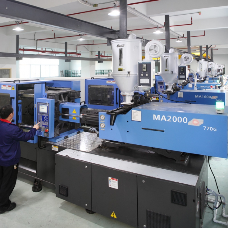 Injection moulding workshop